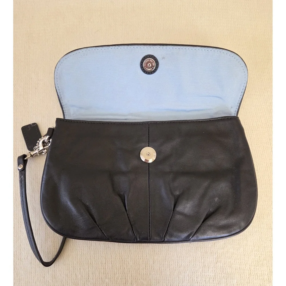 Coach Black Bleecker Leather Gathered Bottom Clutch Wristlet Minimalist